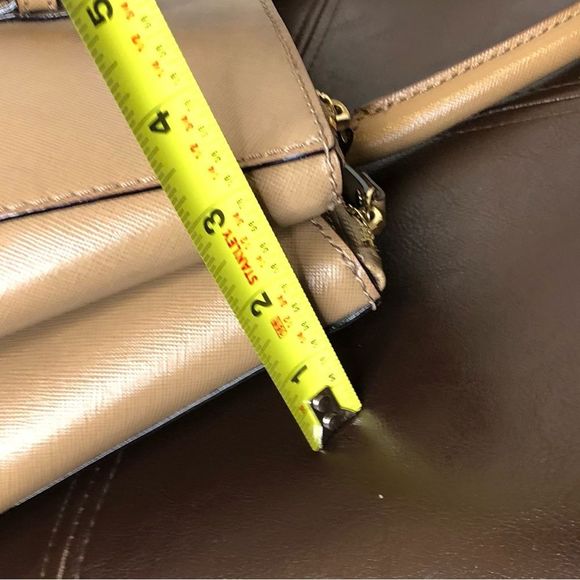 KATE SPADE Tan Leather Two Handle Triple Compartment Expanding Shoulder Bag - Picture 15 of 16